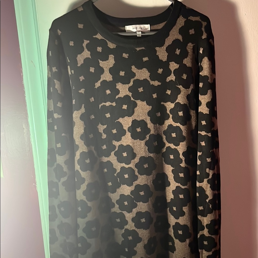 Black and Tan Floral Long Sleeve Dress - Picture 4 of 6
